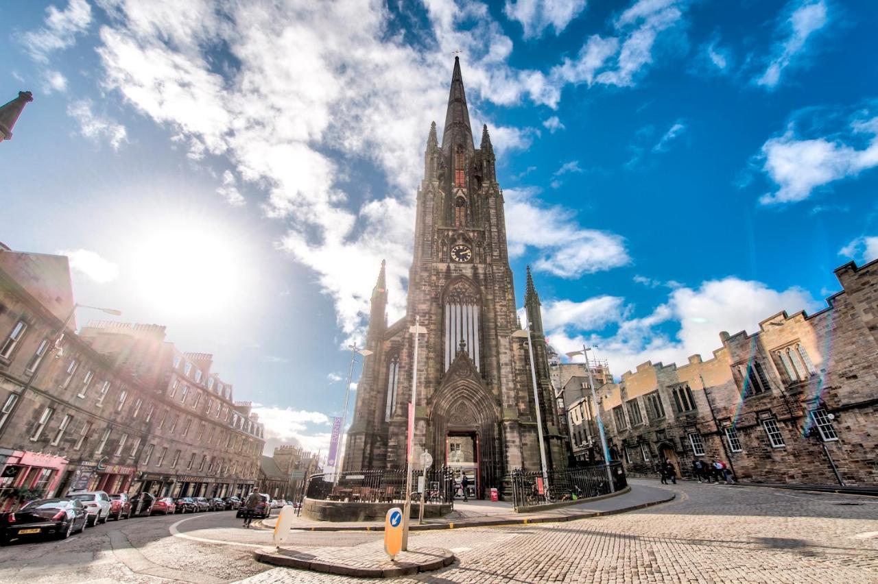 Pass The Keys Modern 3 Bed Flat On The Historic Royal Mile Apartment Единбург Екстериор снимка