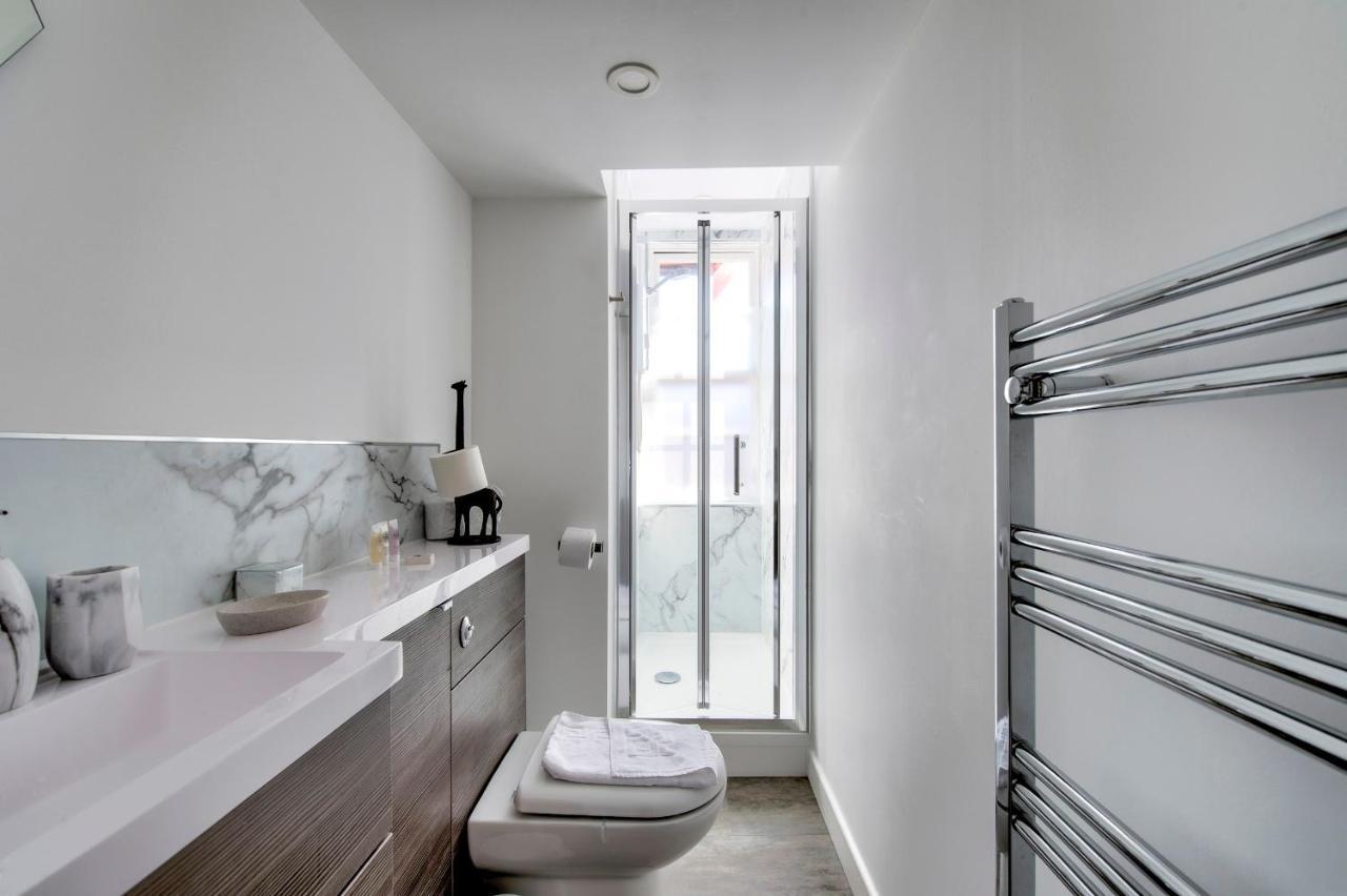 Pass The Keys Modern 3 Bed Flat On The Historic Royal Mile Apartment Единбург Екстериор снимка